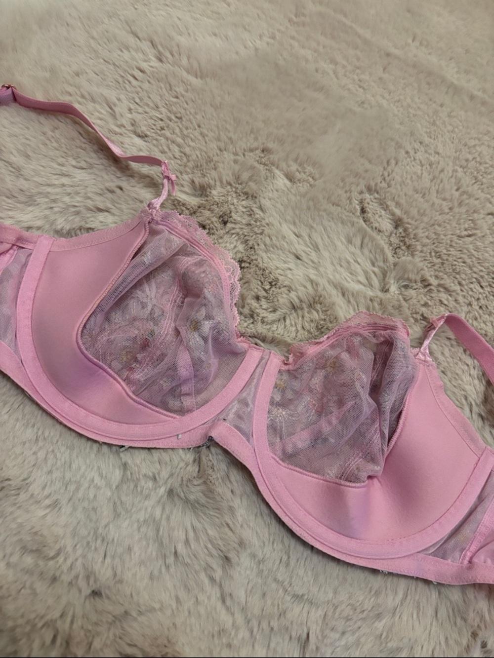 Victoria's Secret Pink Floral Lace Underwire Bra with Multicolor Print - Picture 5 of 5